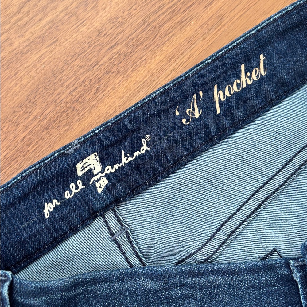 7 FOR ALL MANKIND A POCKET  BOOTCUT JEANS - Picture 7 of 8